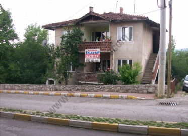 Satılık Müstakil Kargir Ev Karabük Safranbolu Bağlarbaşı Bahçeli